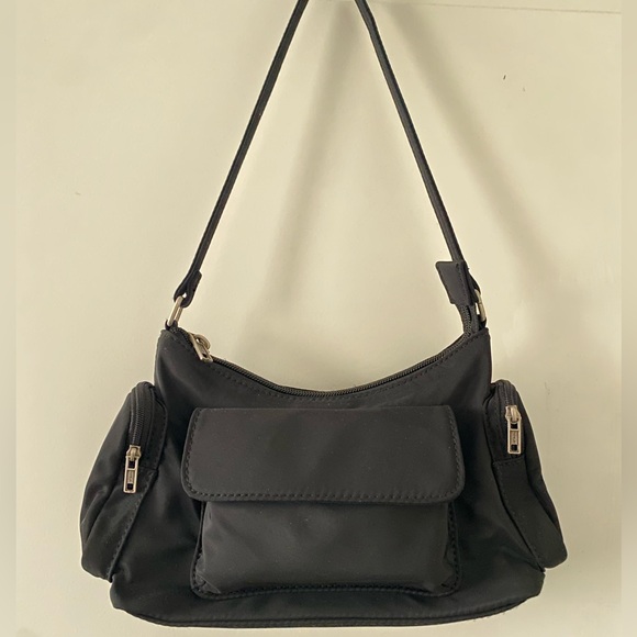 Brandy Melville Black Nylon Shoulder Bag - Picture 1 of 4